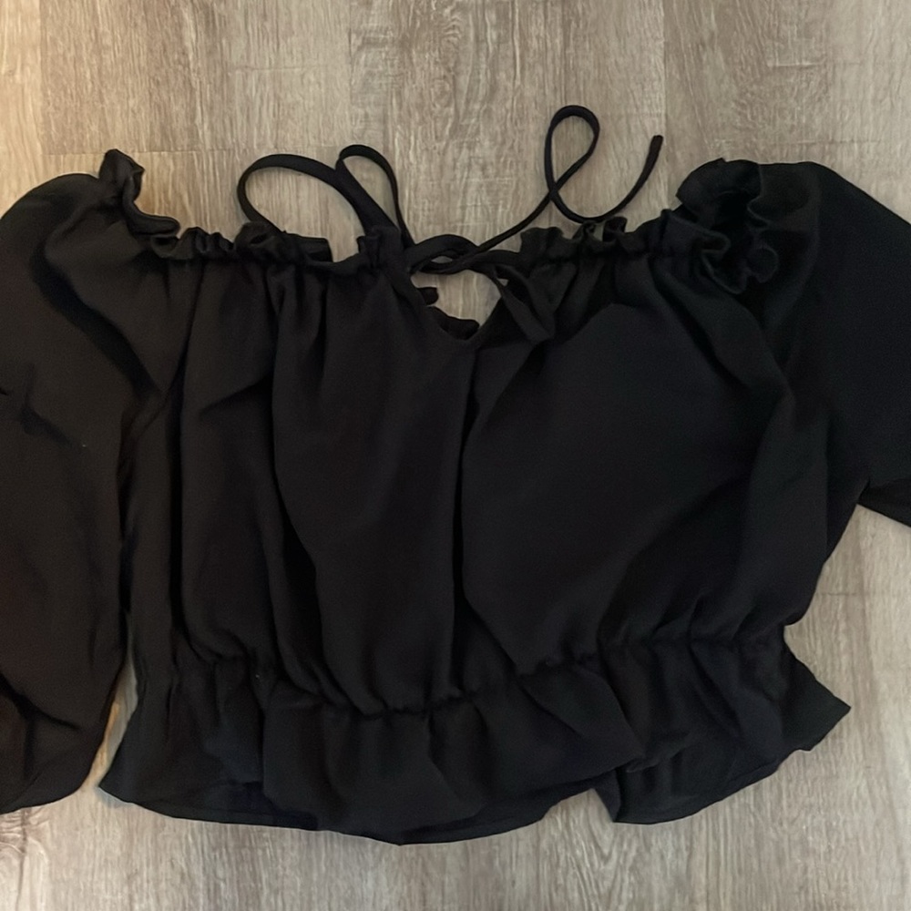 SHEIN Ruched Crop Top - Picture 2 of 3